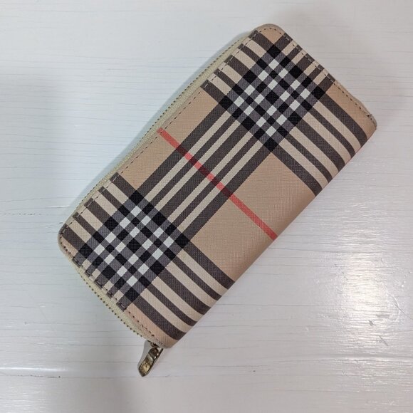 Burberry Multicolor Zipper Wallet - Picture 1 of 3